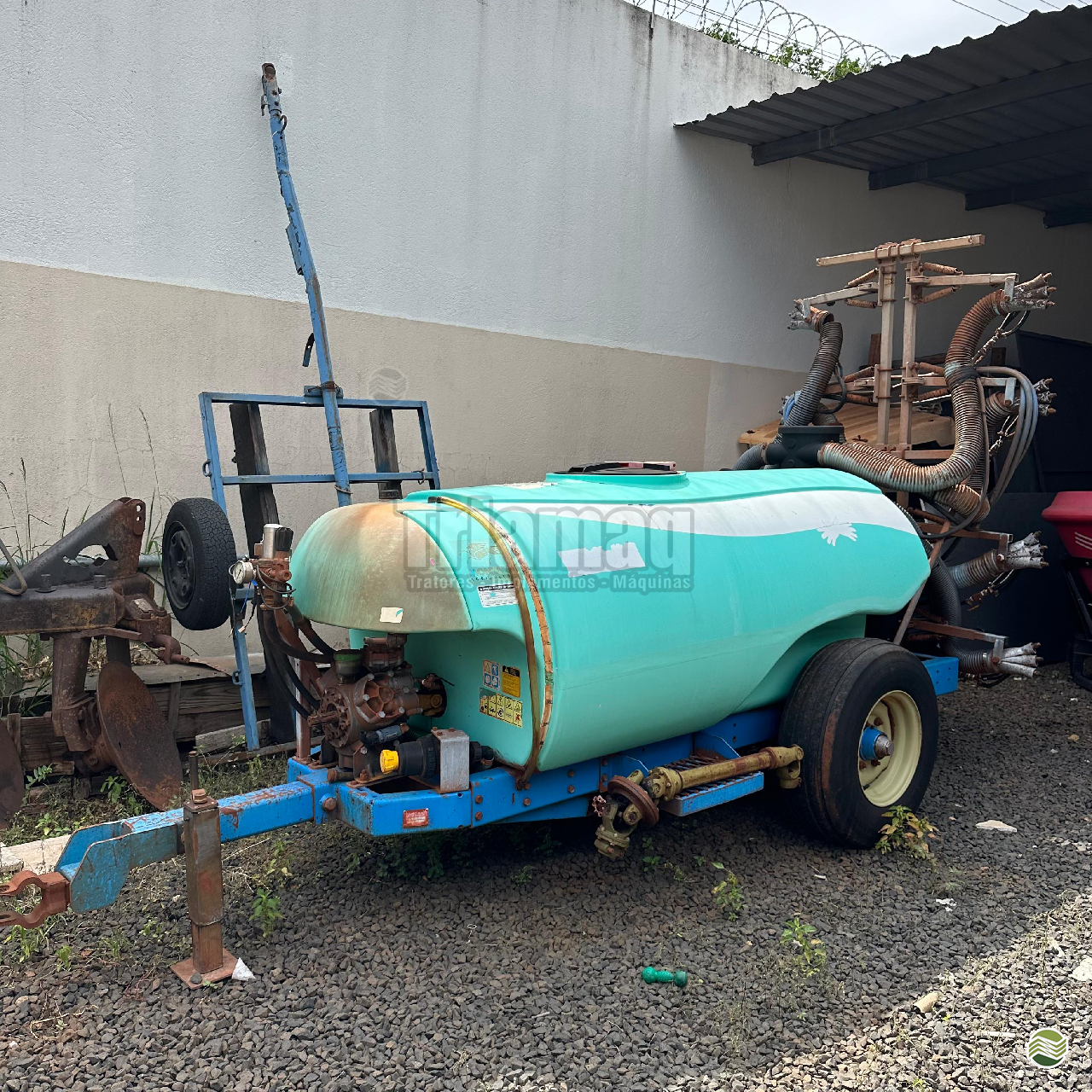 PULVERIZADOR MONTANA ARBO 480 Arrasto Triamaq Tratores UBERLANDIA MINAS GERAIS MG